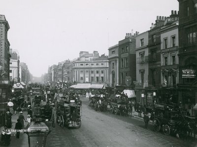 Oxford Street, London von English Photographer